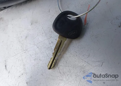 2009 Kia Optima Lx z USA, uszkodzony, nr VIN KNAGE228995316346